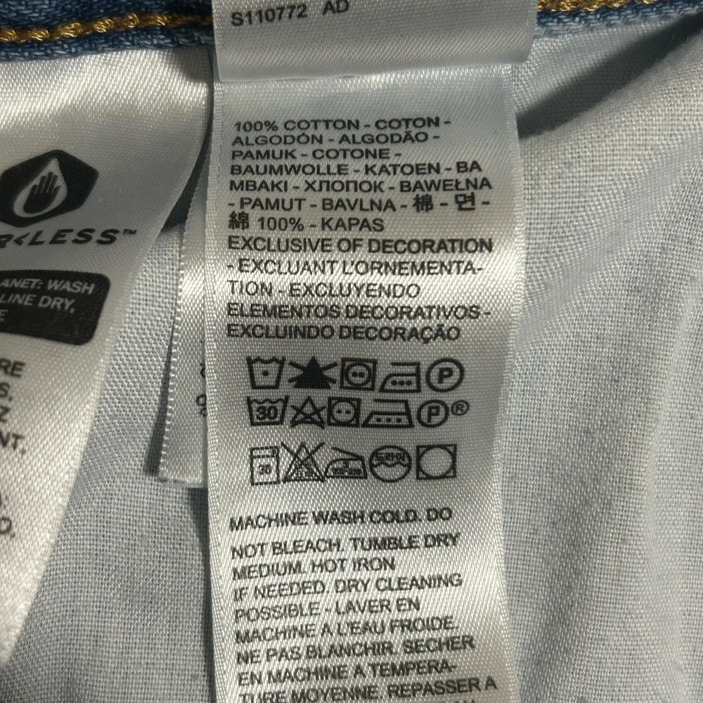 Levi’s ‘94 Baggy Jeans - Picture 7 of 8